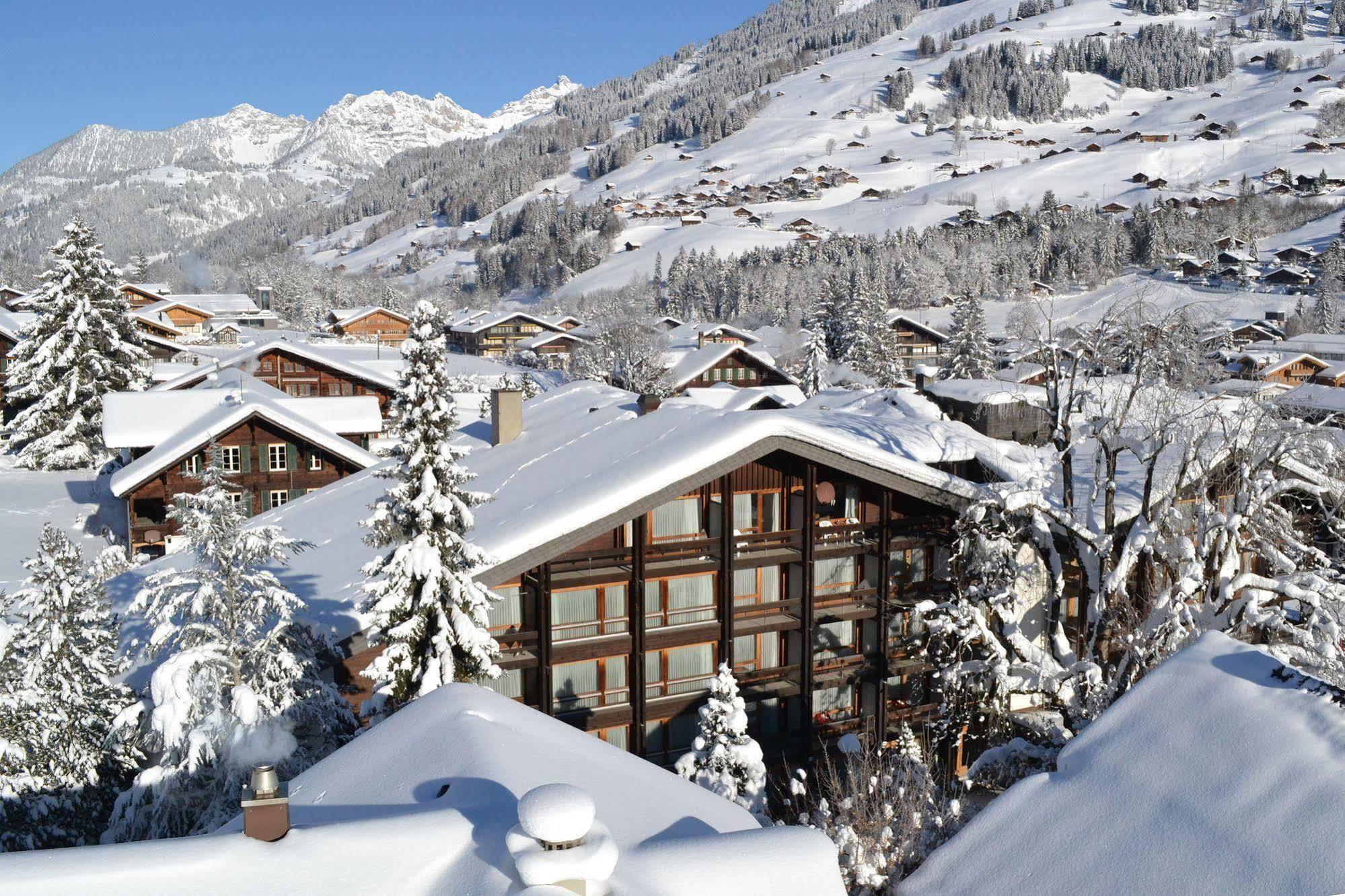 Hotel Kreuz Lenk Exterior photo